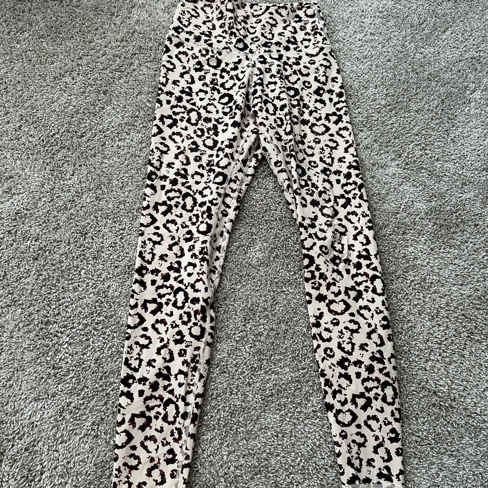 Colourful-koala leggings size medium
